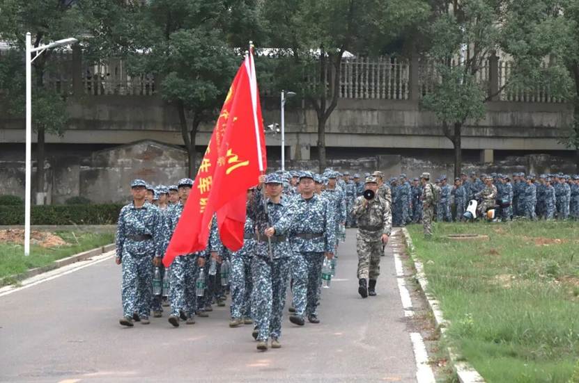 https://mmbiz.qpic.cn/sz_mmbiz_jpg/JP83zoGJcVzqibOiaVibzlkadicEB3SzQZkSC0L9a5ToGjn1PTUEsHSwTS0uZ8DAkLXQ6Gd3DlCaRLgJibLjtF8FAzg/640?wx_fmt=jpeg&from=appmsg